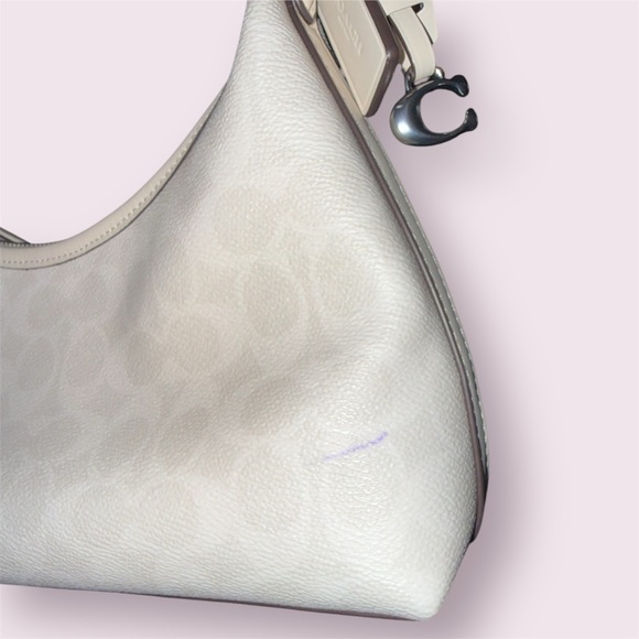 Authentic Coach Juliet Shoulder Bag 25 in Signature Canvas - Picture 4 of 5